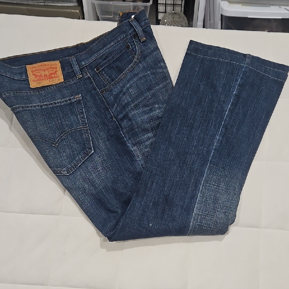 Levi's Classic Indigo Straight Men's Jeans - Picture 6 of 6